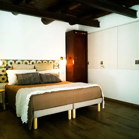casa vacanza il sole di Napoli-3